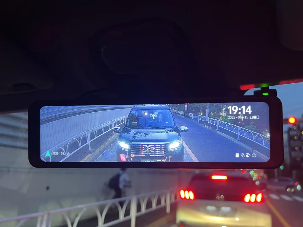 JADO T860-1の夜間走行時の映像イメージ